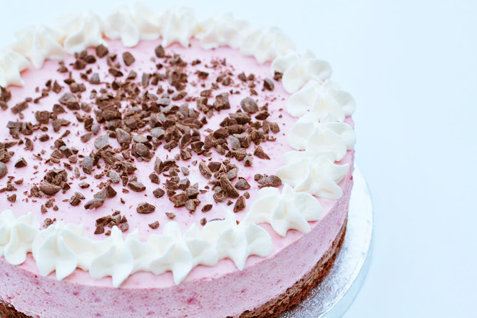 Chokoladekage med hindbær mousse - Annettes kager